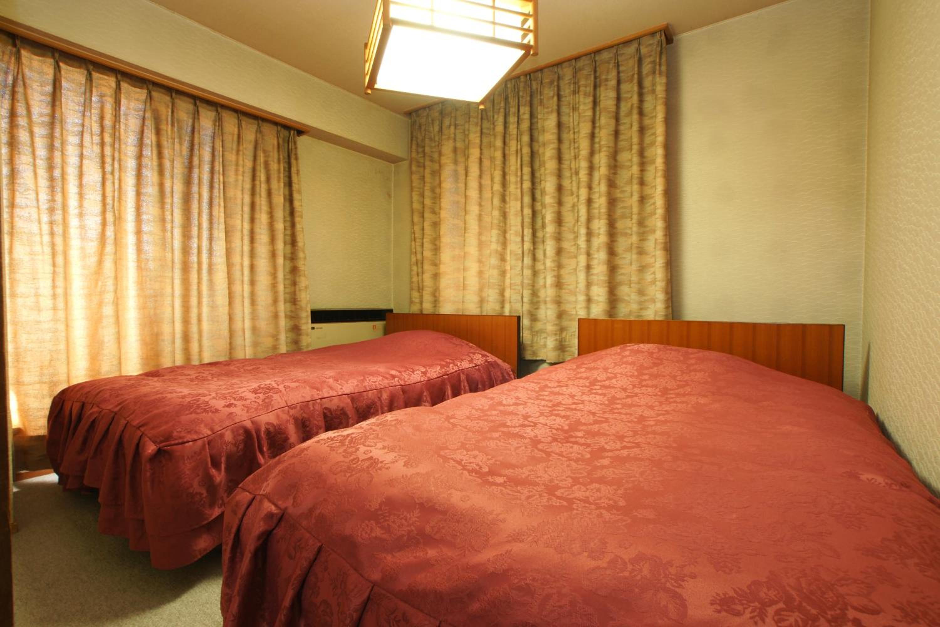 Japanese-Style Room