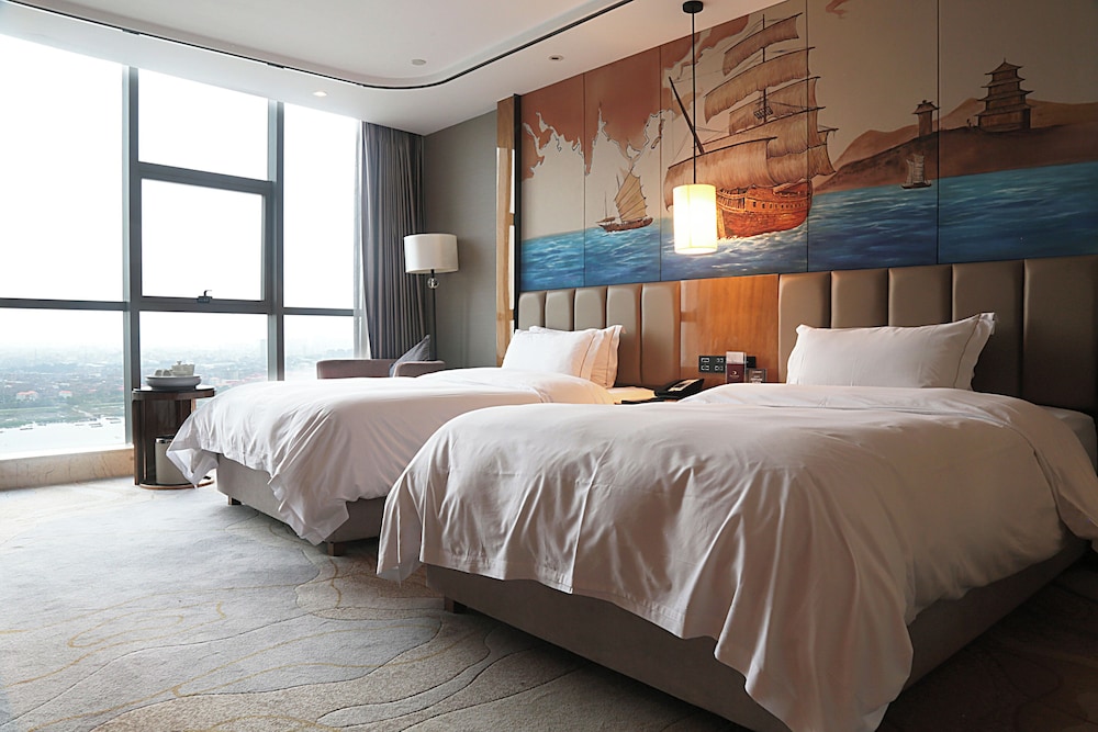 Deluxe Twin Room, River View photo 1