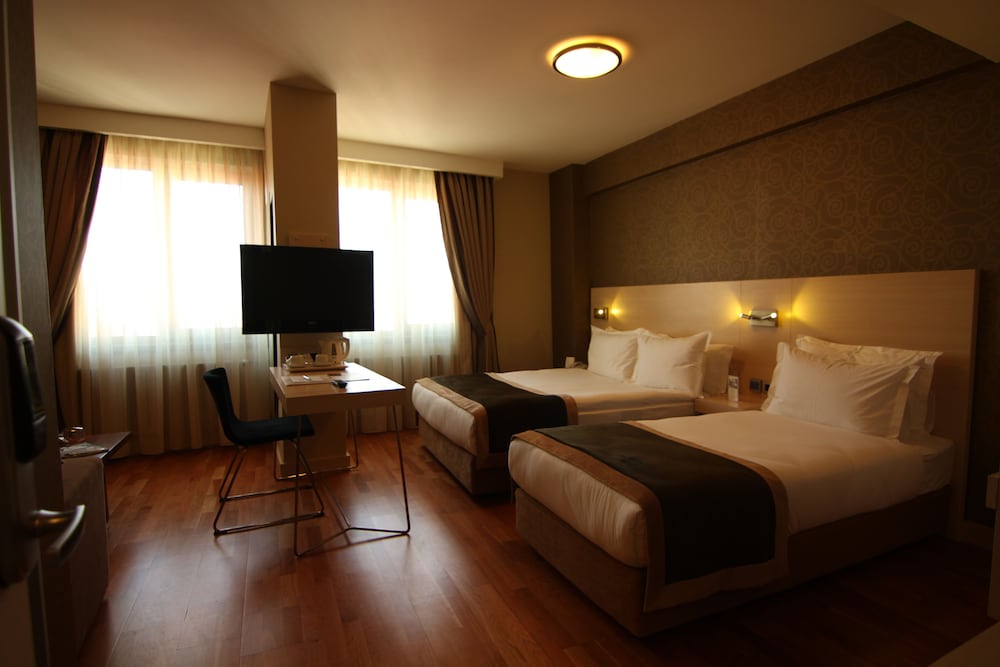 Suite photo 1