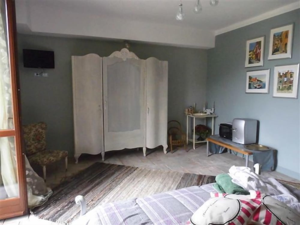 Classic Double or Twin Room photo 2