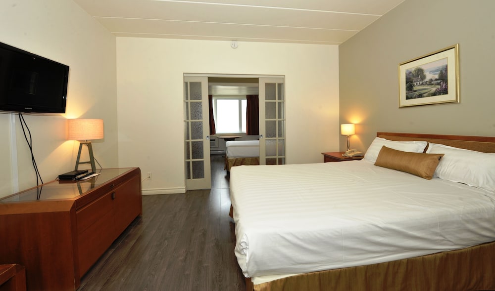 Standard Double Room, 2 Queen Beds, Pets Allowed photo 1