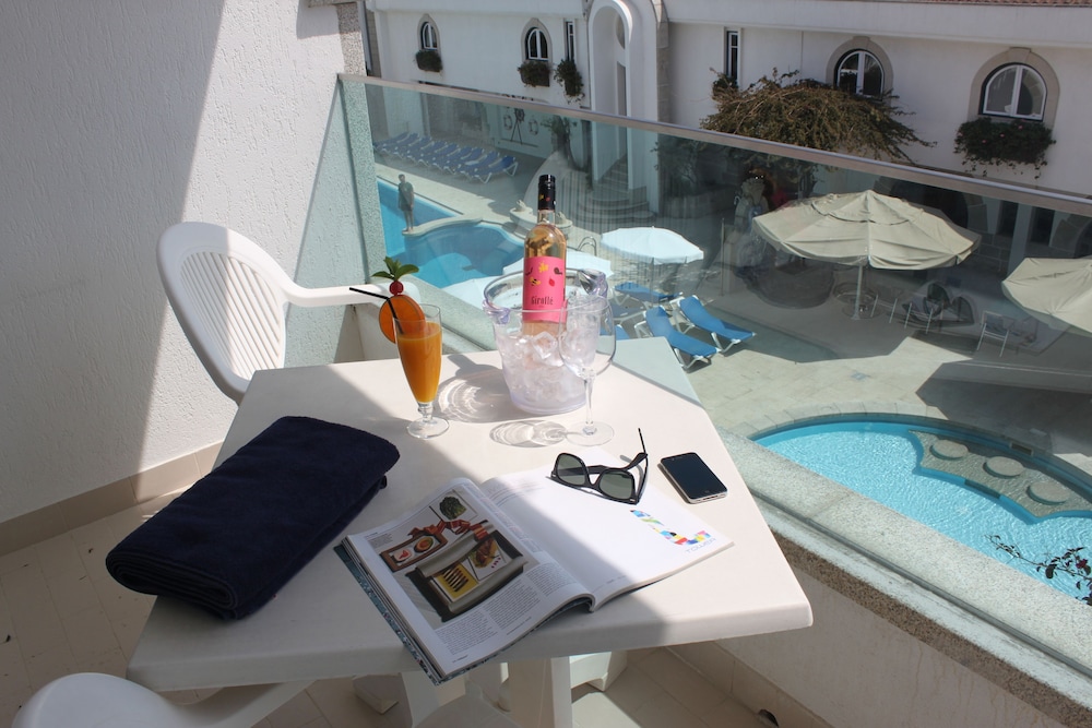 Double or Twin Room, Pool View - Photo 2