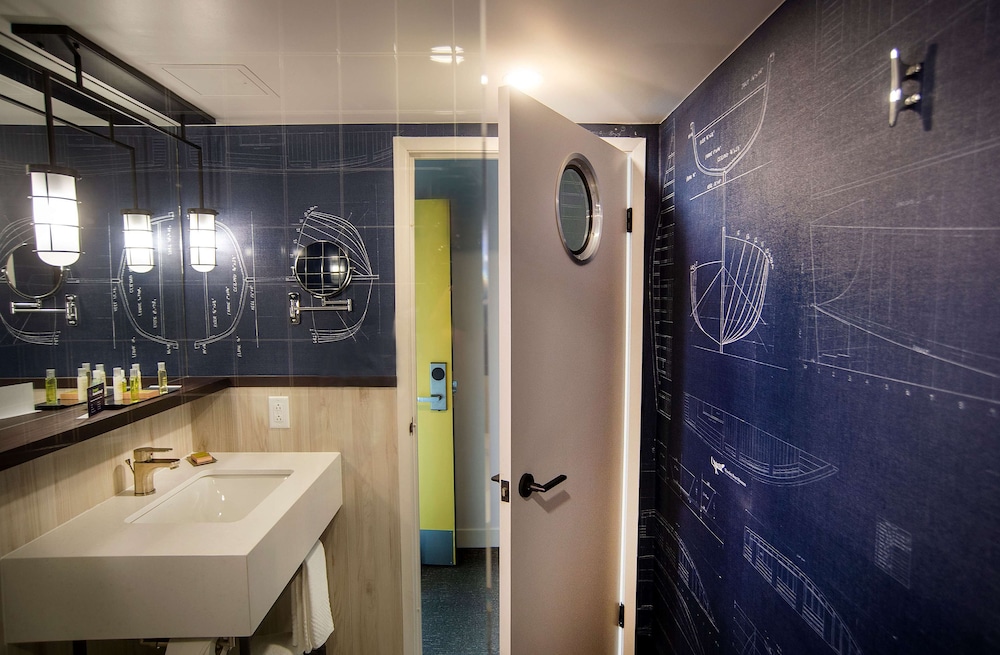Suite, 1 Bedroom, Harbor View