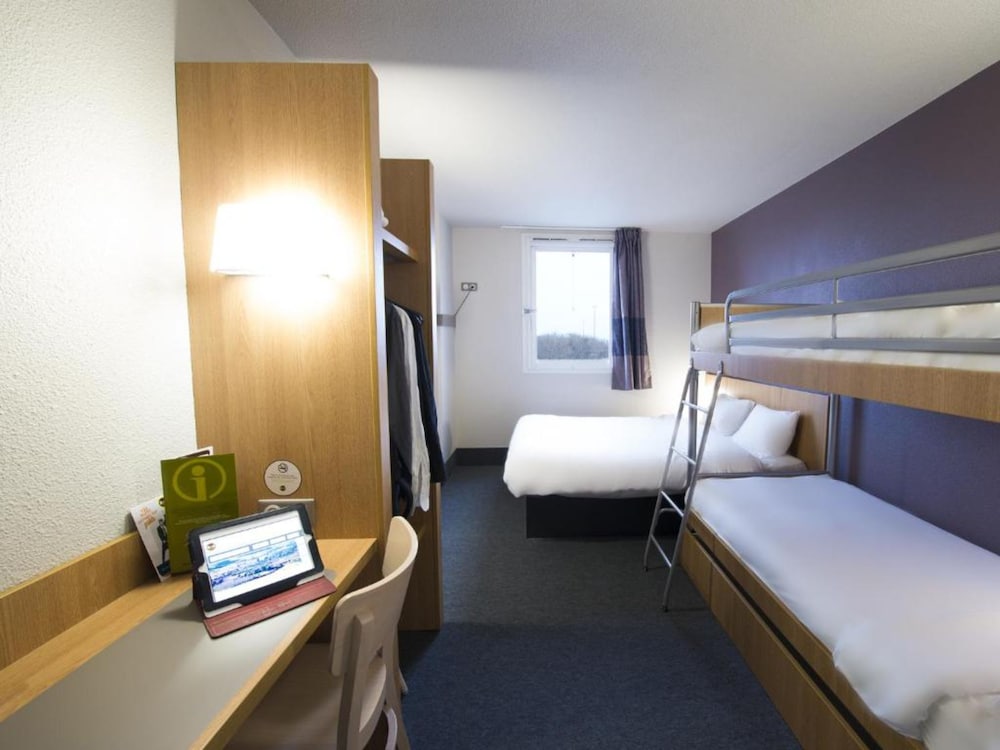 Quadruple Room, Non Smoking photo 3