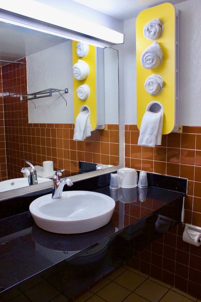 Deluxe Room, 2 Double Beds, Non Smoking photo 2