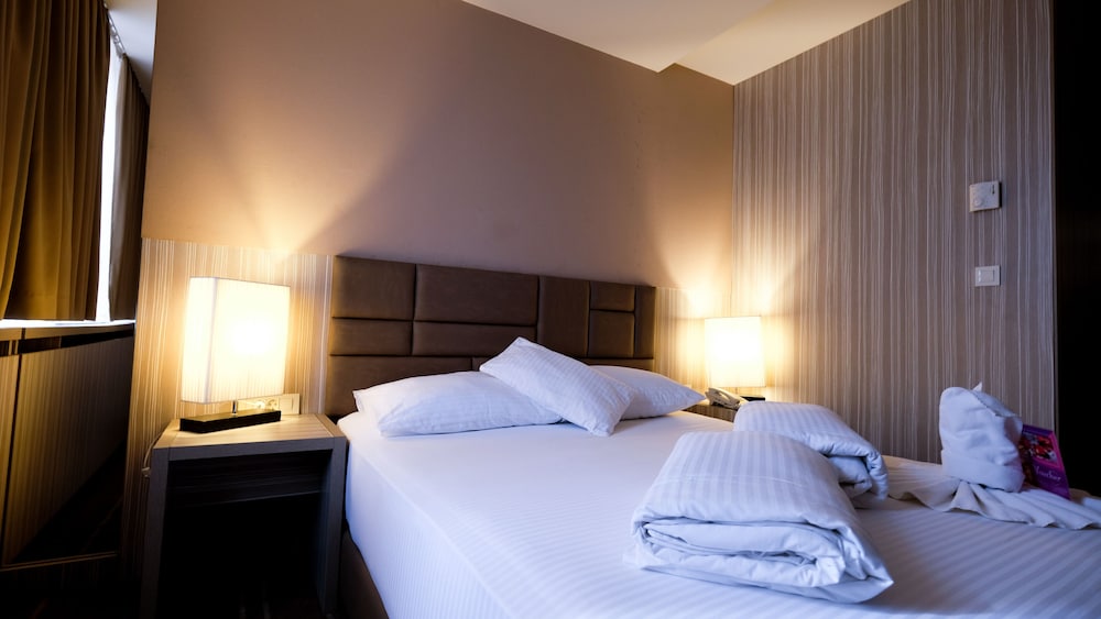 Superior Double or Twin Room - Photo 6