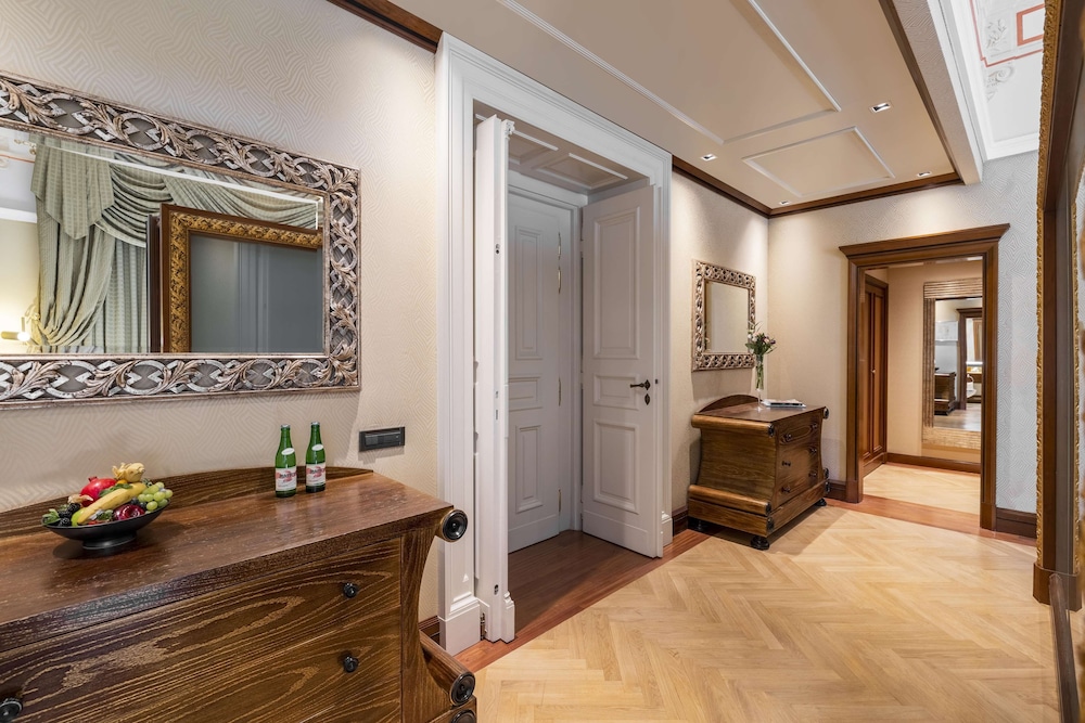 Junior Suite (Extra Bed 3 adults) - Photo 4