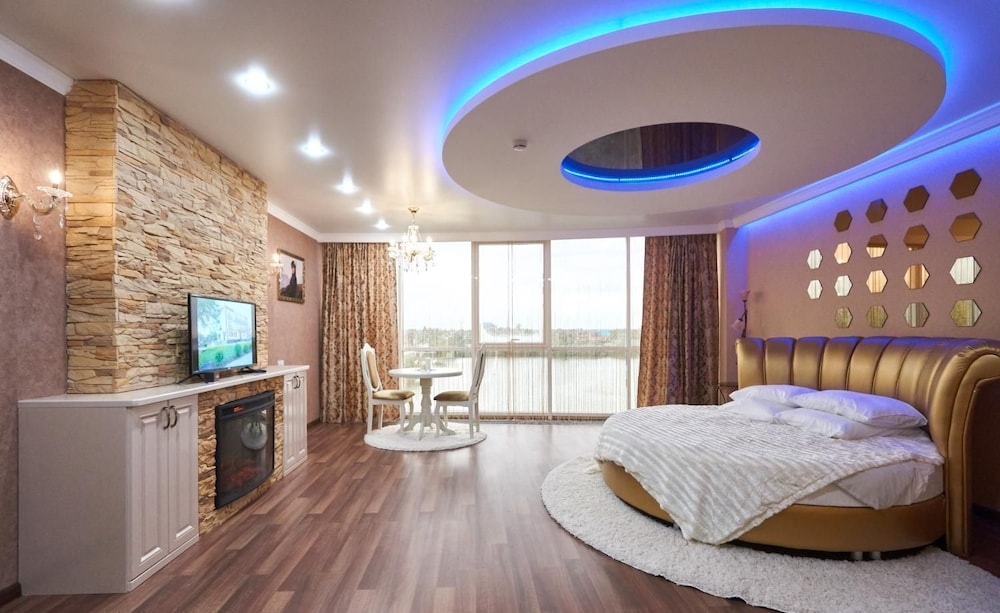Studio Suite photo 2