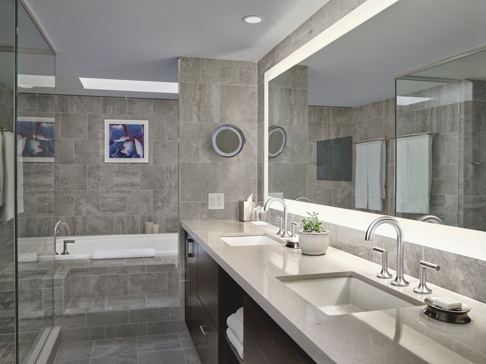 Room, 2 Queen Beds, Valley View (Desert Skyline View) - Photo 5