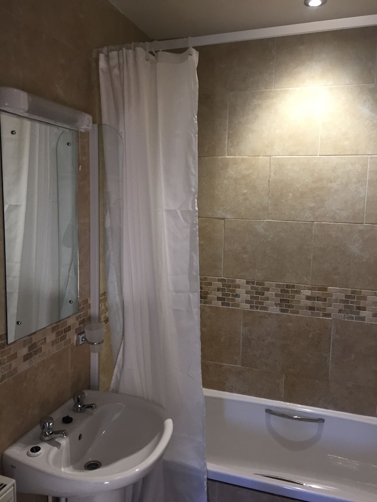 Twin Room, 1 Bedroom photo 3