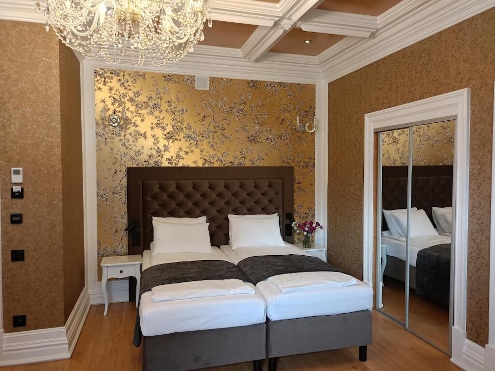 Standard Double Room, Lake View