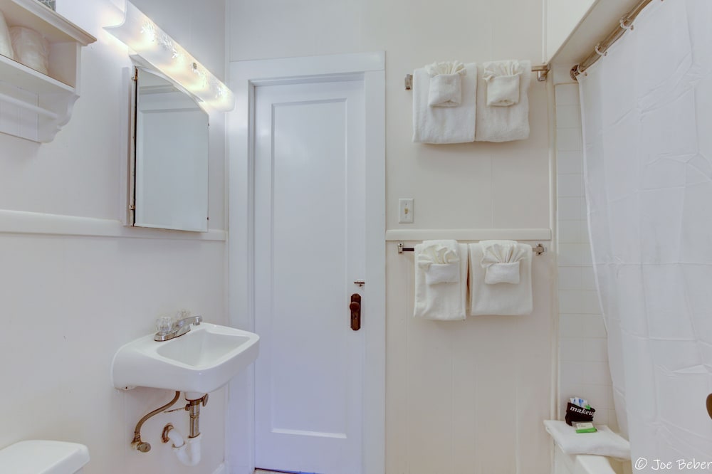 Family Apartment, 2 Bedrooms photo 3