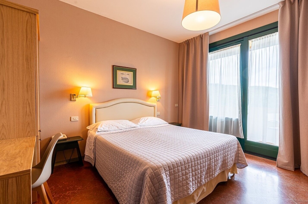 Double Room Balcony - Photo 1