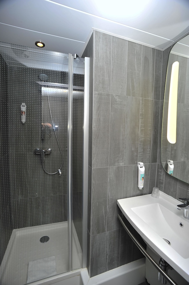 Standard Double Room, 1 Twin Bed - Photo 5