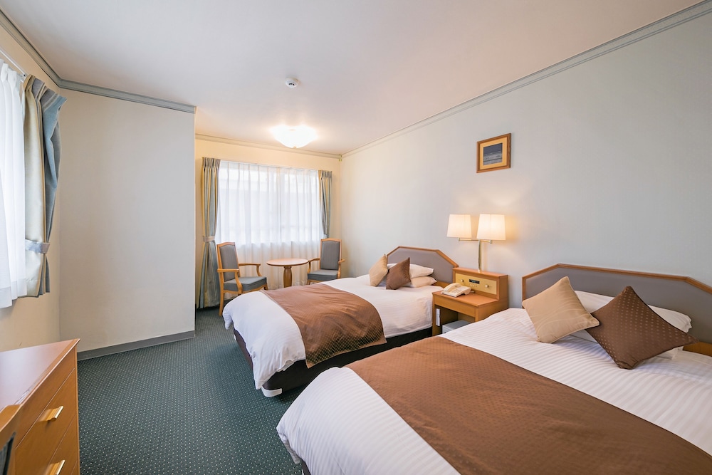 Standard Twin Room, Non Smoking (Single Use) - West Building