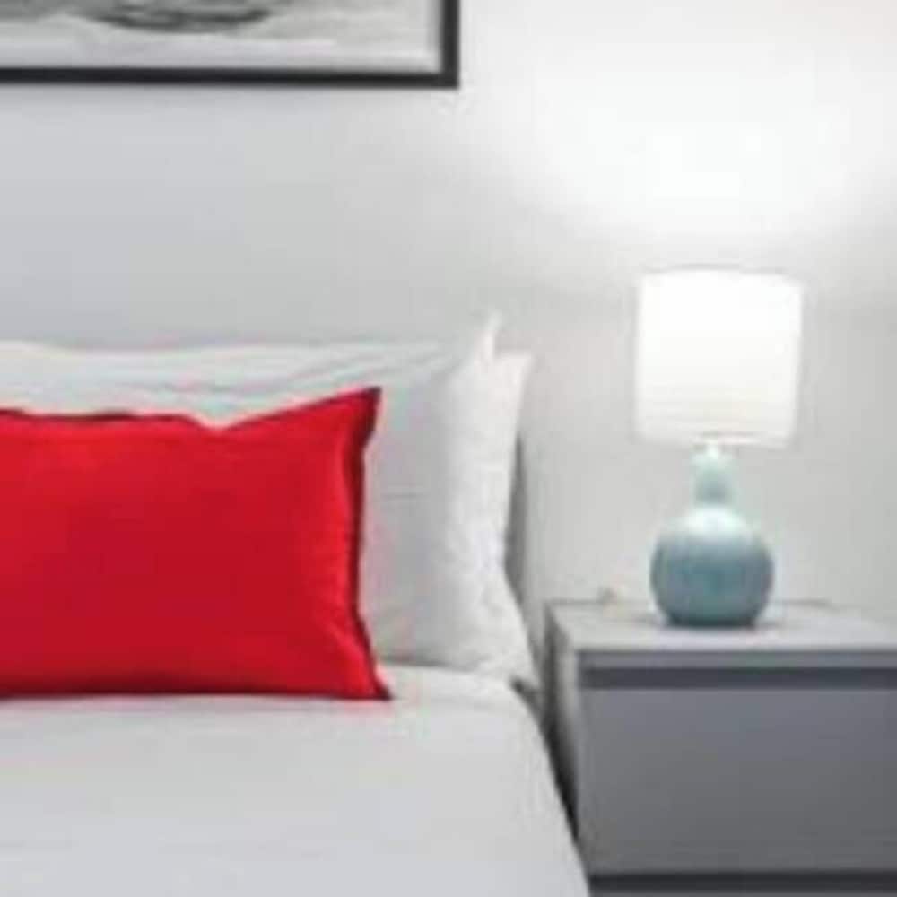 Classic Suite, City View