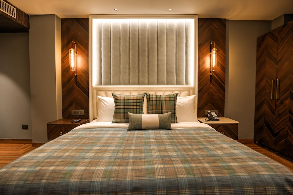 Luxury Room - Photo 9