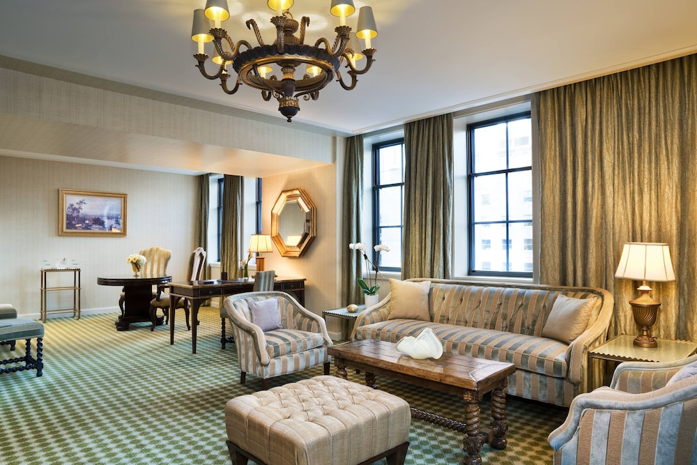 Suite, 1 Bedroom - Photo 1