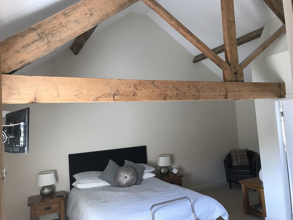 Room (2)