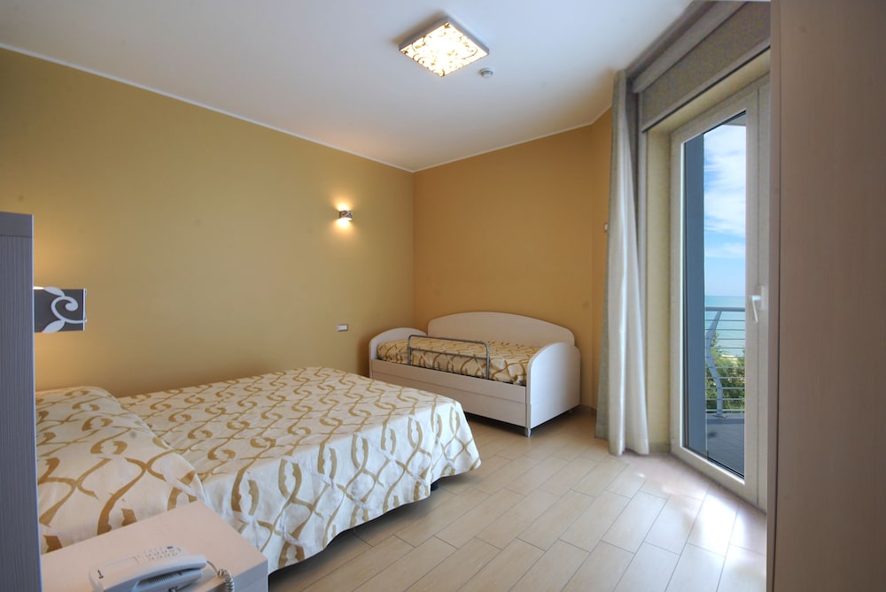 Grand Apartment, 1 Bedroom photo 3