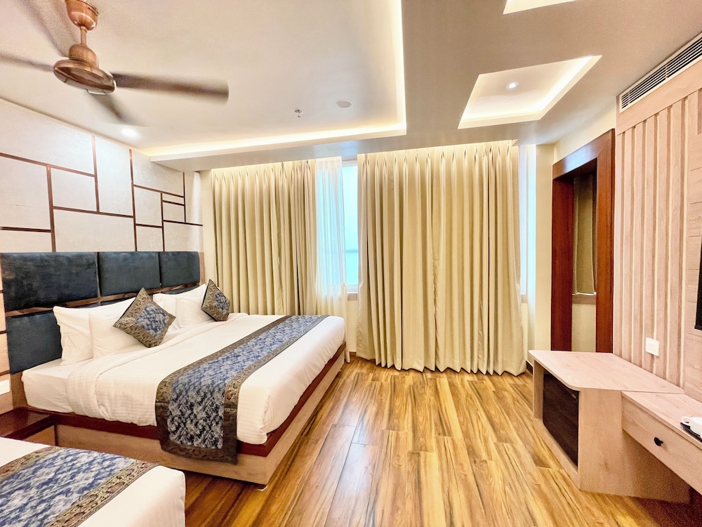 Deluxe Triple Room