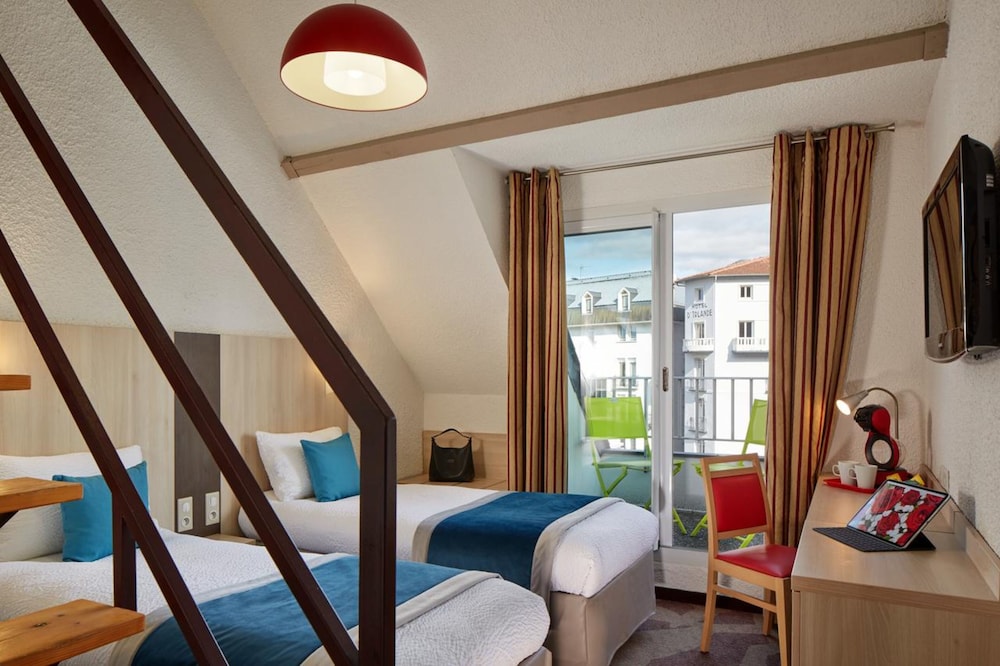 Comfort Quadruple Room - Photo 1