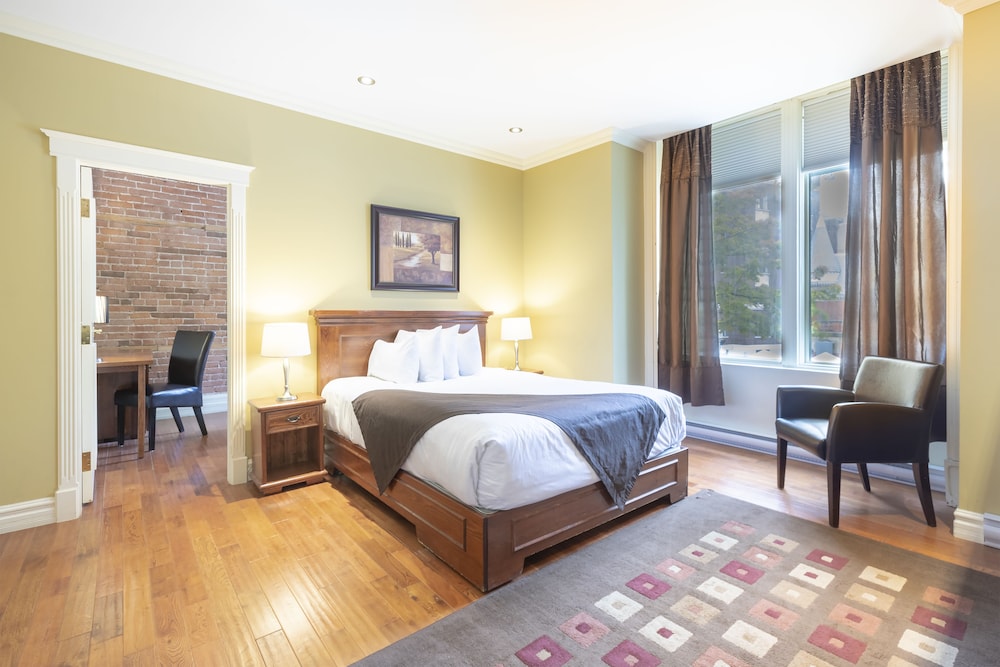 Premium Suite - Photo 2