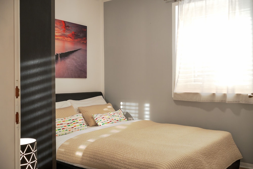 Superior Apartment, 1 Bedroom, Balcony, Beachfront photo 1