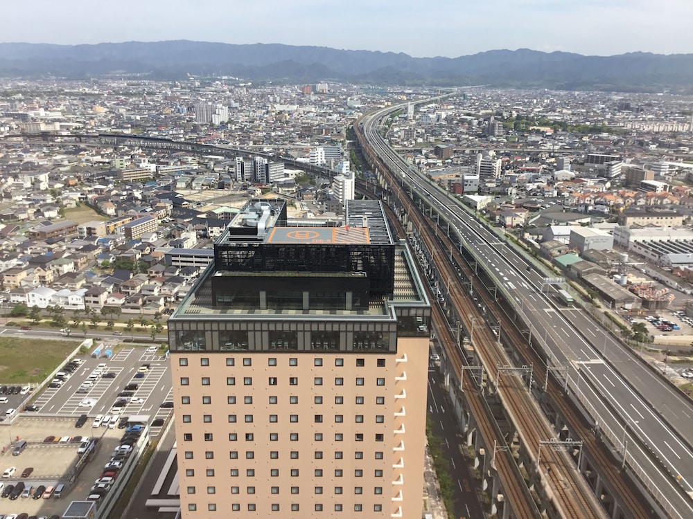 Deluxe Twin Room, Non-smoking - Photo 10