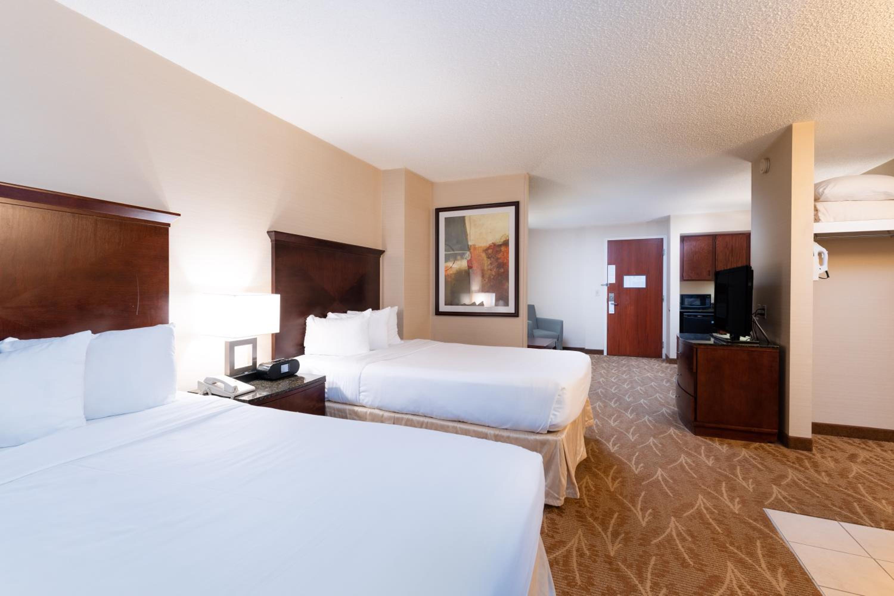 Mini Suite with Two Double Beds - Photo 4
