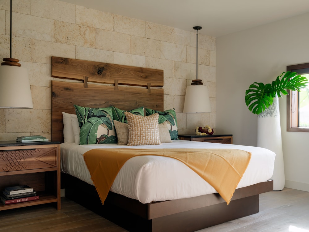 Celebration Suite, 1 Bedroom, Guaranteed High Floor, Ocean View