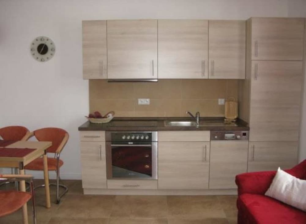 Apartment (2) photo 2
