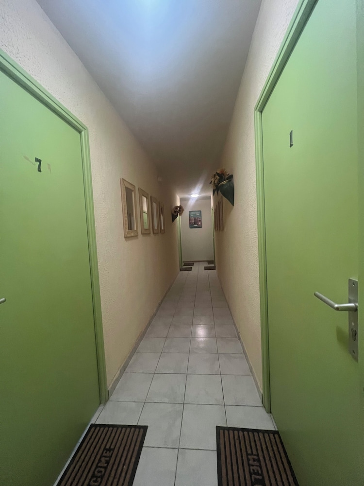 Basic Double Room photo 3