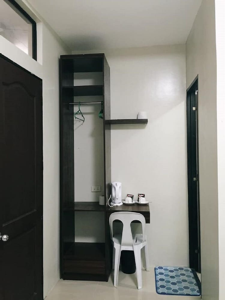 Deluxe Triple Room, Non Smoking, City View photo 3