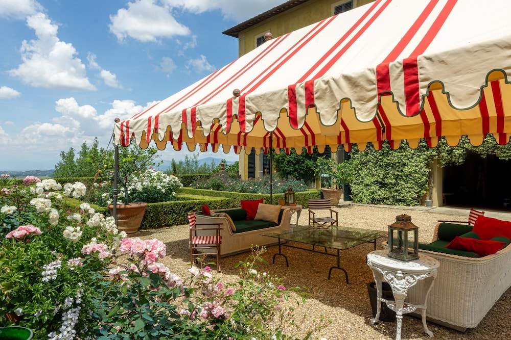 Villa di Tizzano Luxurious Retreat in Paradise, Photo 72