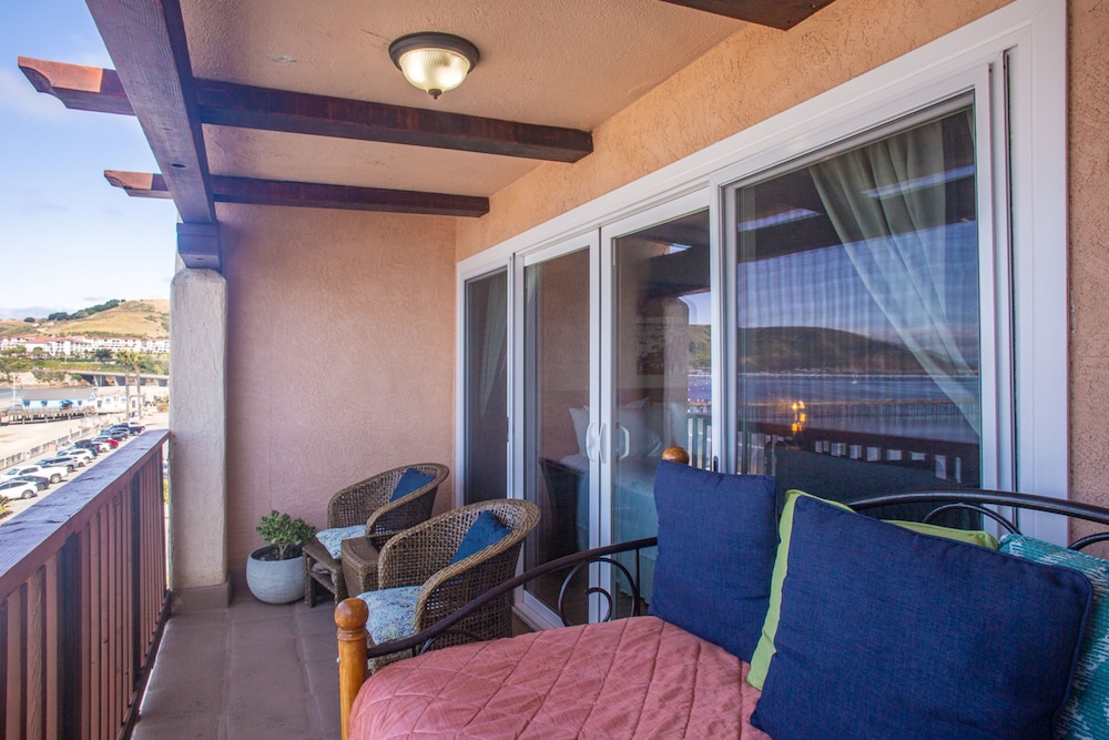 Avila Experience Suite photo 2