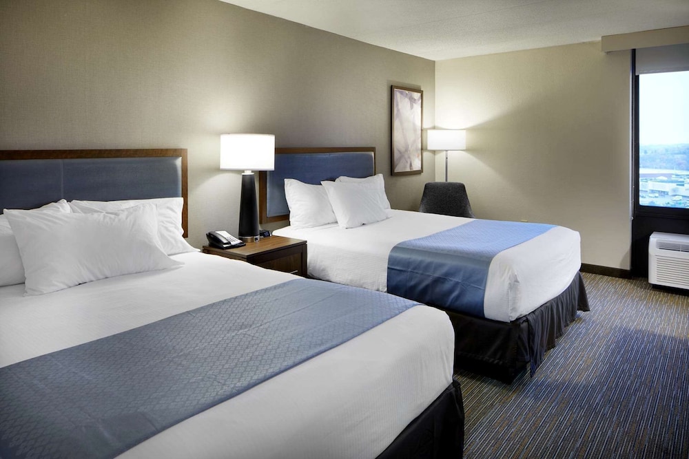 Room, 2 Queen Beds, Mobility, Non Smoking - Photo 1