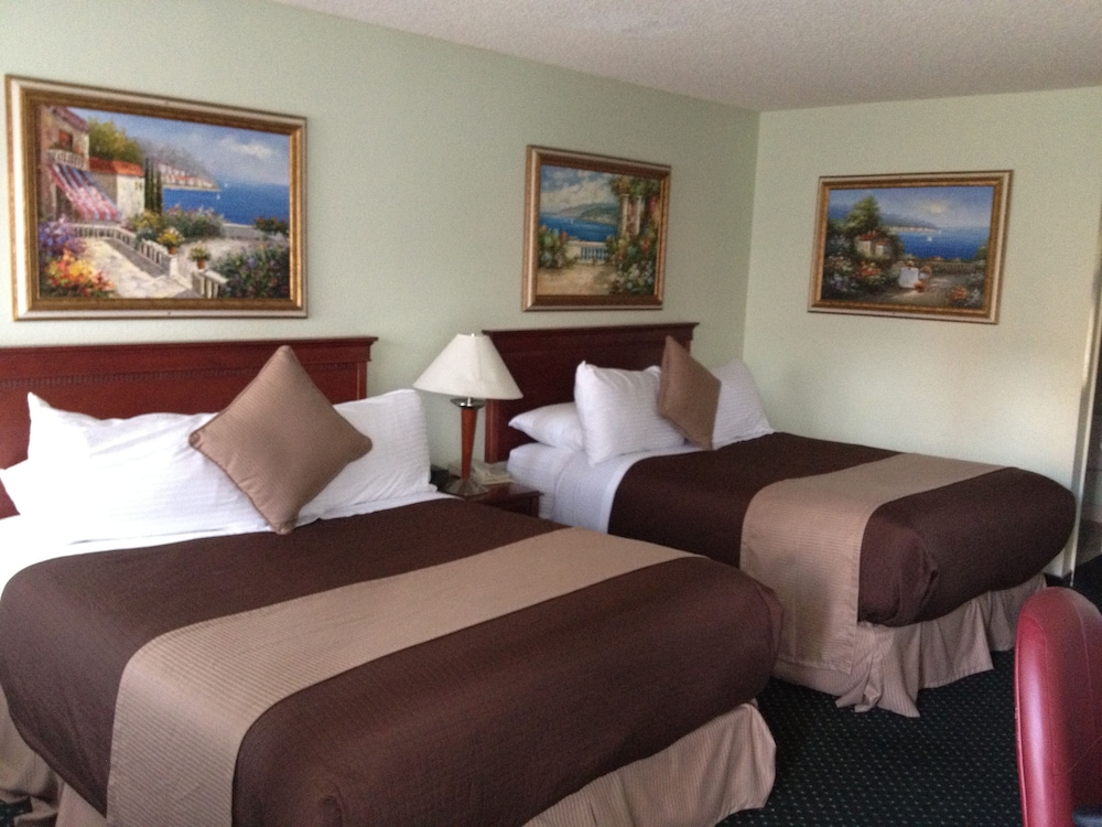 Standard Room, 2 Queen Beds, Accessible