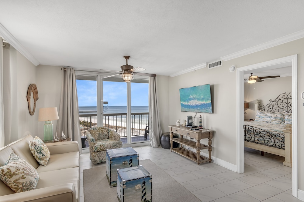 Elite Condo 2 Bedrooms 2 Bathrooms Ocean View 10th Floor