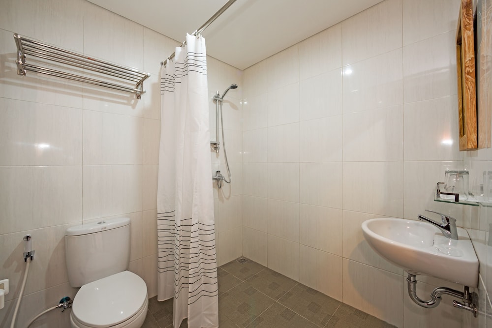Deluxe Double Room, 1 Double Bed, Non Smoking, Pool View photo 3