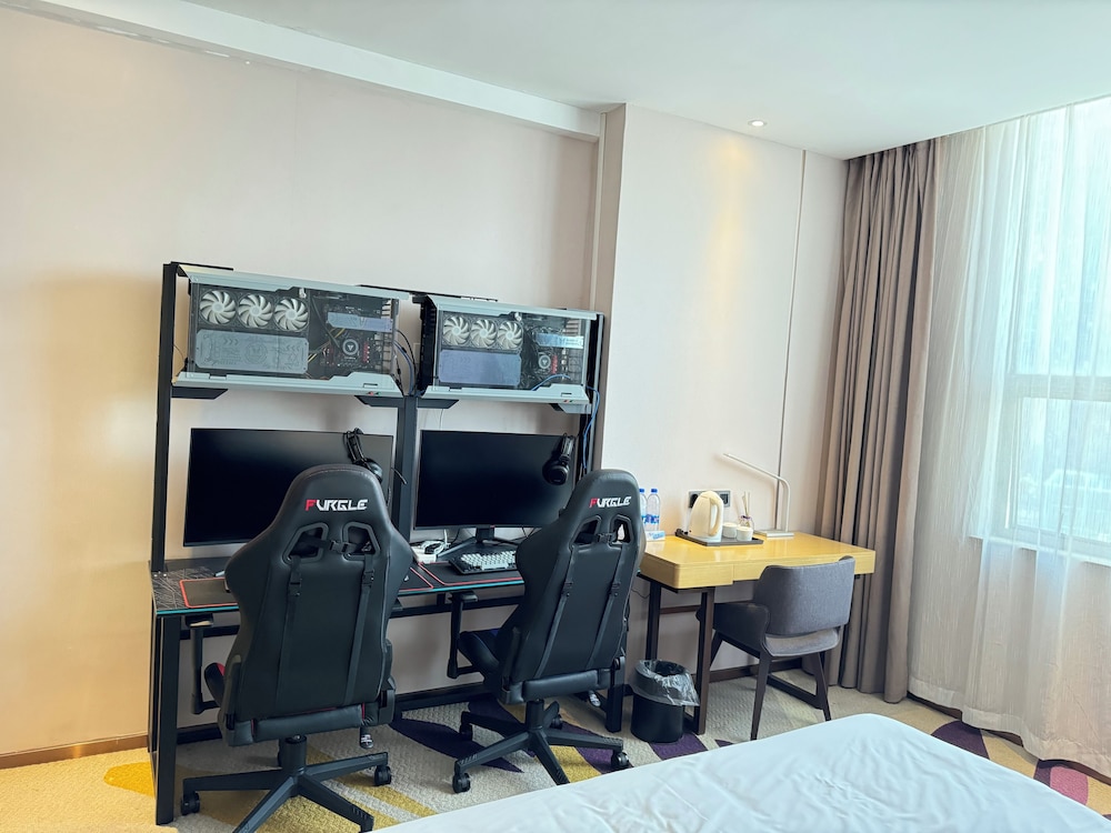 Signature Double Room, City View