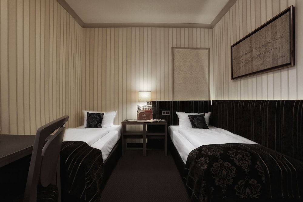 Basic Double or Twin Room