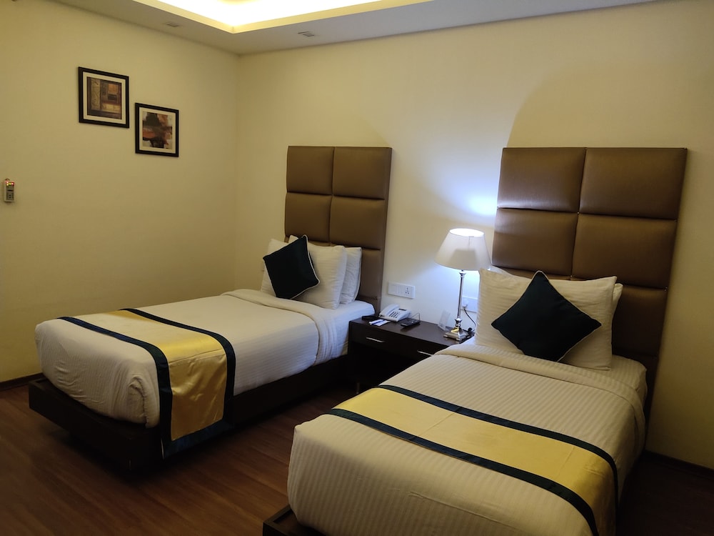 Room, 2 Twin Beds, Non Smoking photo 2
