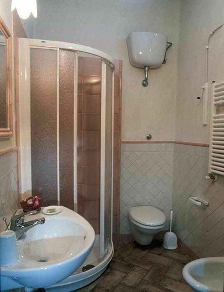 Panoramic Apartment, 2 Bedrooms (Glicini 2) photo 2