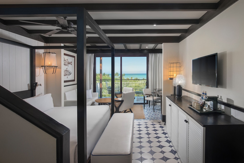 Junior Suite El Beso Rooftop Partial Ocean View photo 2