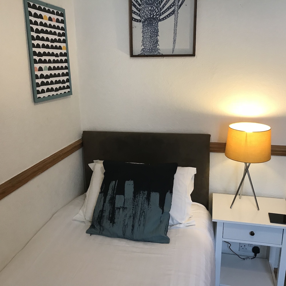 Single Room photo 1