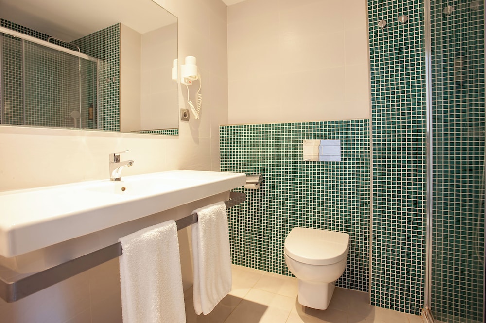 Double Room, Balcony - Photo 16