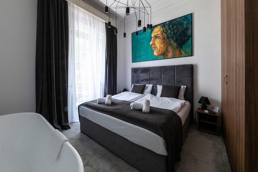 Superior Double Room, Courtyard View