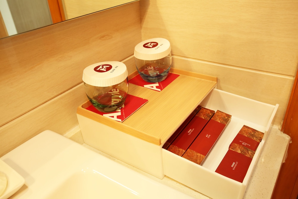 Deluxe Business Twin Room photo 2