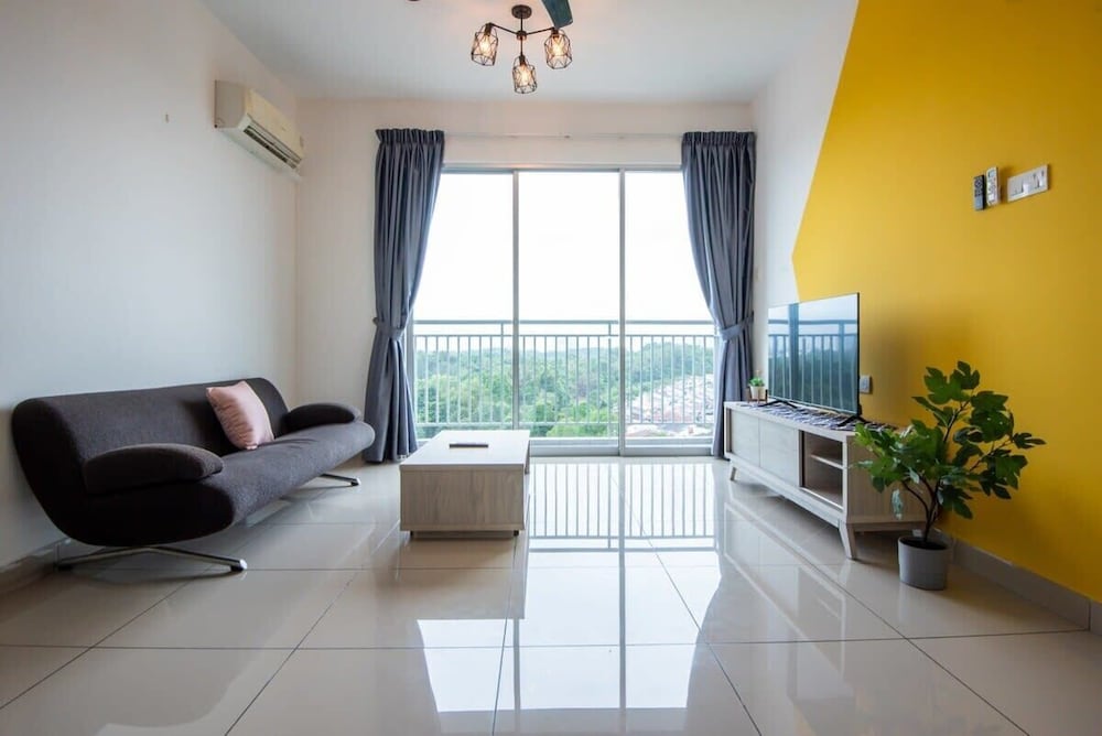 Apartment (3 Bedrooms)